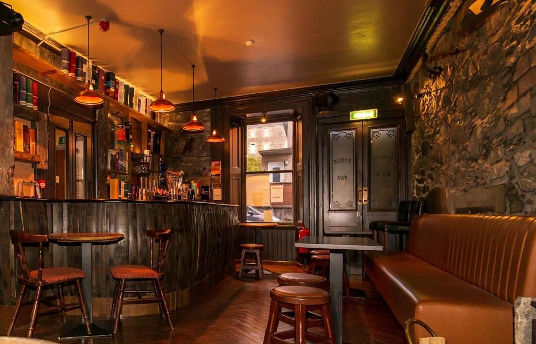 The Whisky Vaults Hotel Oban Exterior foto