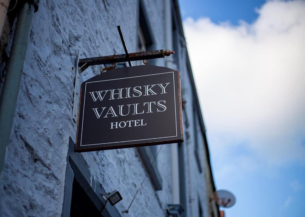The Whisky Vaults Hotel Oban Exterior foto